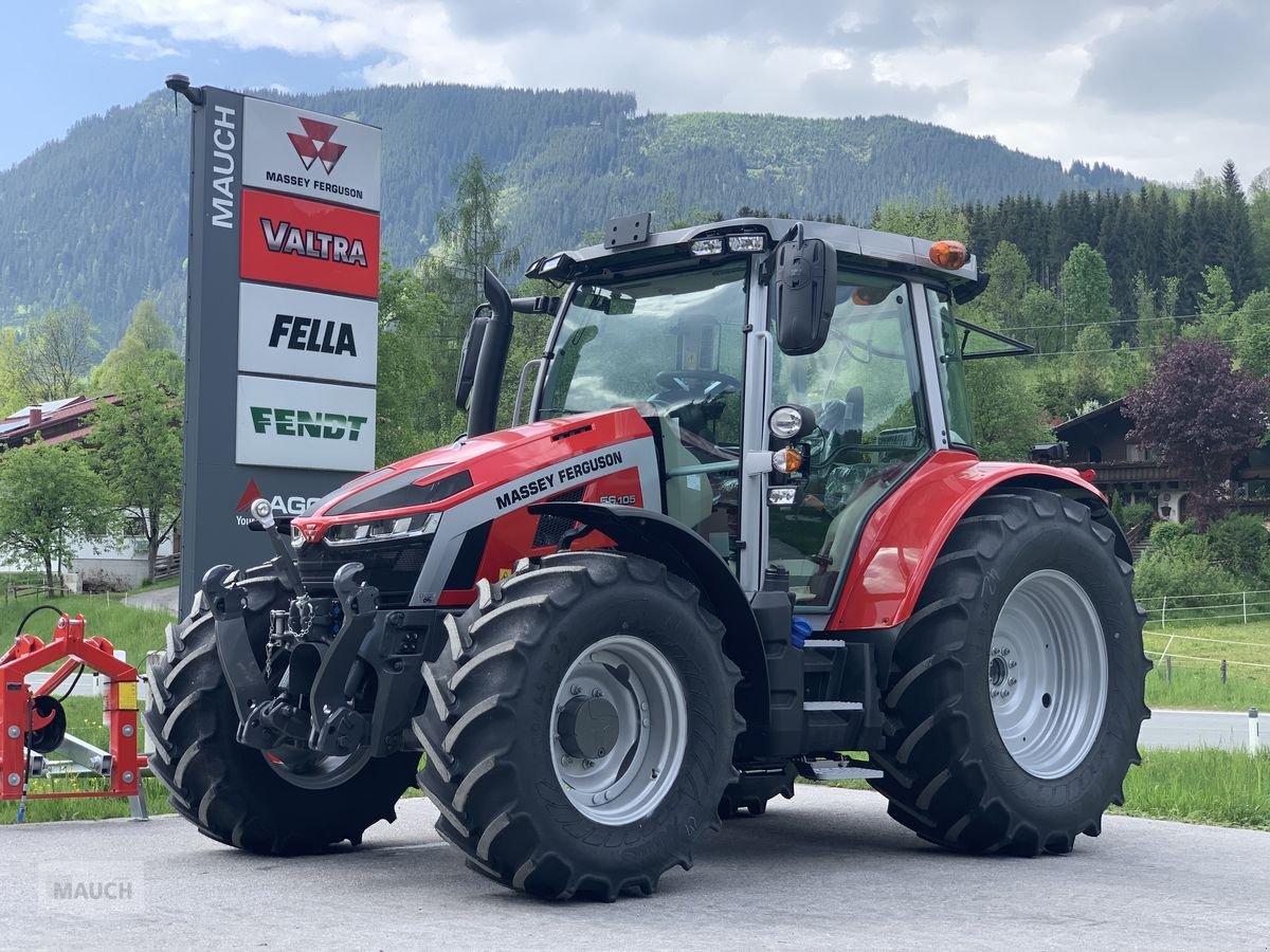 Traktor van het type Massey Ferguson MF 5S.105 Dyna-4 Efficient, Neumaschine in Eben (Foto 1)