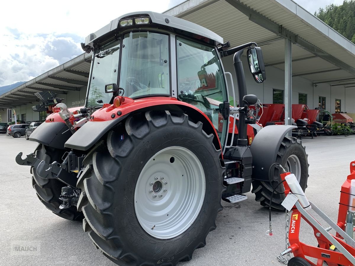 Traktor του τύπου Massey Ferguson MF 5S.105 Dyna-6 Efficient, Neumaschine σε Eben (Φωτογραφία 9)