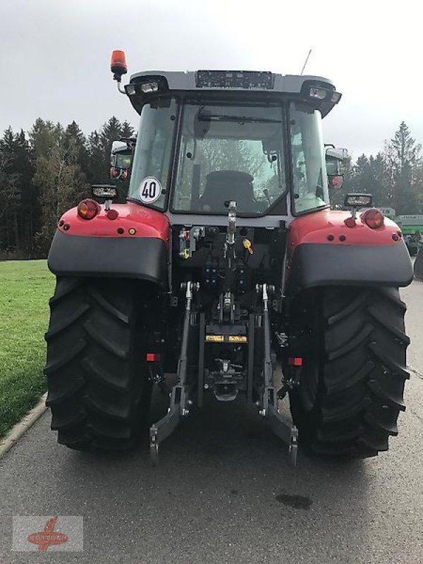 Traktor от тип Massey Ferguson MF 5S.115 Dyna-4 ESSENTIAL, Neumaschine в Oederan (Снимка 5)