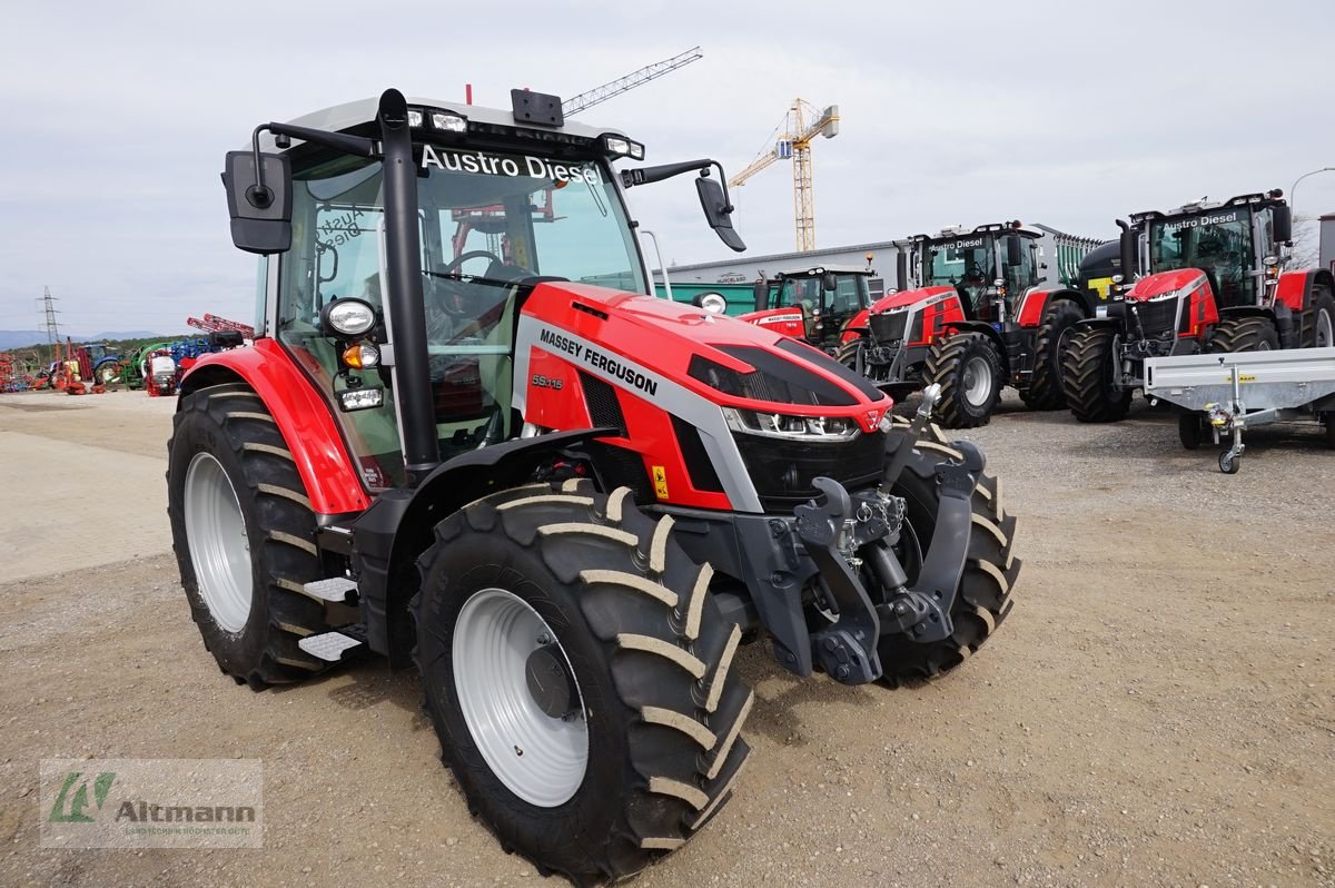 Traktor типа Massey Ferguson MF 5S.115 Dyna-4 Essential, Neumaschine в Lanzenkirchen (Фотография 2)