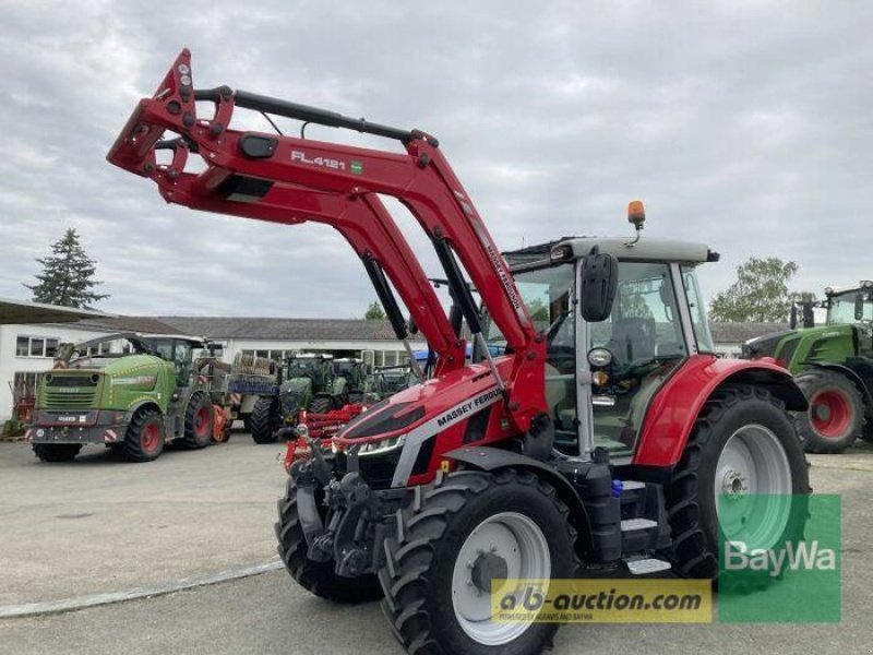 Traktor des Typs Massey Ferguson MF 5S.115 DYNA-6 EFFICIENT MAS, Gebrauchtmaschine in Dinkelsbühl (Bild 18)