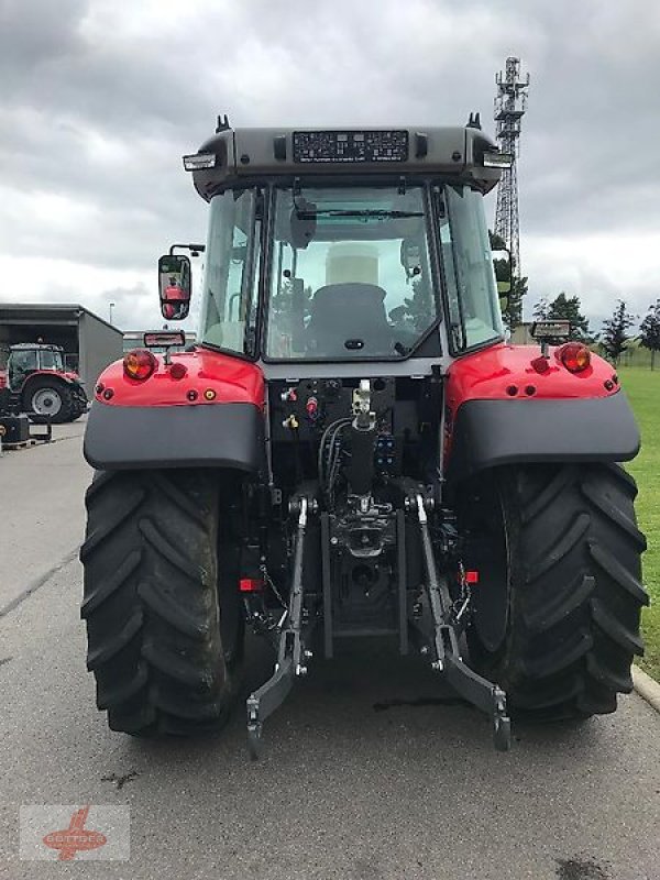 Traktor του τύπου Massey Ferguson MF 5S.145 Dyna-6 "Efficient", Vorführmaschine σε Oederan (Φωτογραφία 4)