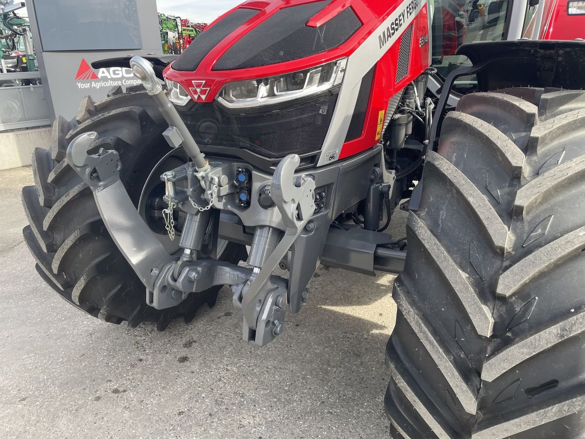 Traktor van het type Massey Ferguson MF 5S.145 Dyna-6 Exclusive, Vorführmaschine in Starrein (Foto 8)