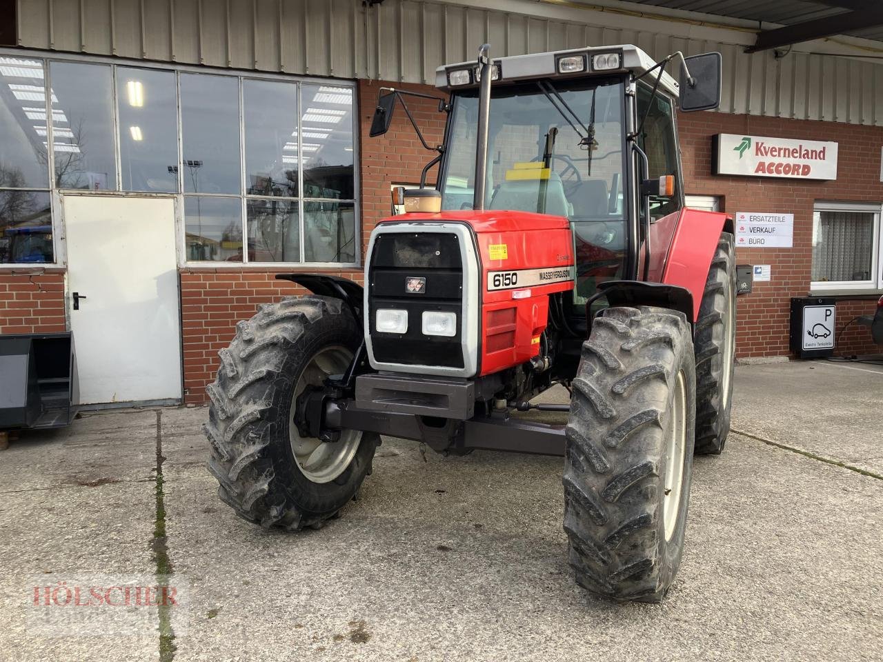 Traktor Türe ait Massey Ferguson MF 6150, Gebrauchtmaschine içinde Warendorf (resim 3)