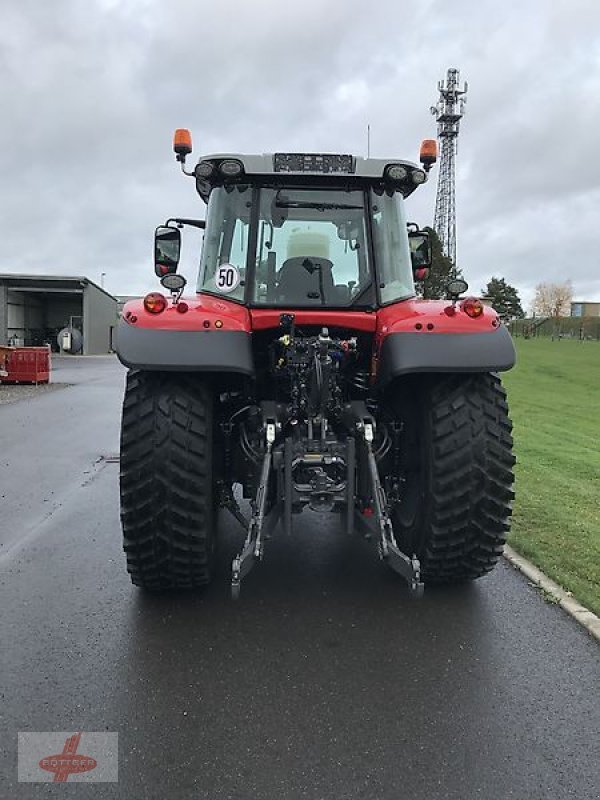 Traktor типа Massey Ferguson MF 6716 S Dyna-VT Efficient, Gebrauchtmaschine в Oederan (Фотография 3)