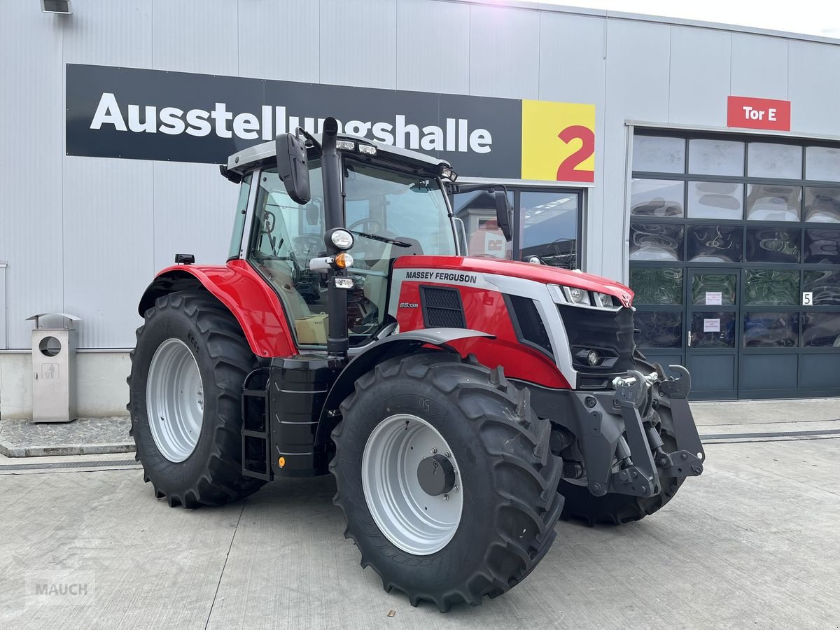 Traktor Türe ait Massey Ferguson MF 6S.135 Dyna-6 Efficient, Neumaschine içinde Burgkirchen (resim 1)