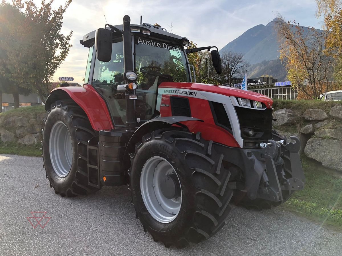 Traktor Türe ait Massey Ferguson MF 6S.155 Dyna-VT Exclusive, Gebrauchtmaschine içinde Schwechat (resim 8)