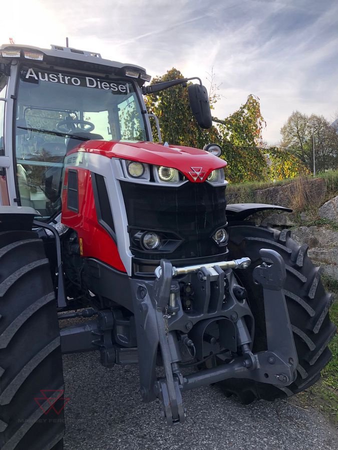 Traktor des Typs Massey Ferguson MF 6S.155 Dyna-VT Exclusive, Gebrauchtmaschine in Schwechat (Bild 9)