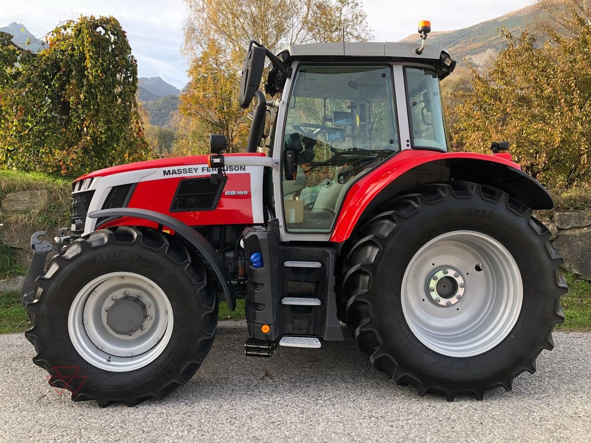 Traktor van het type Massey Ferguson MF 6S.155 Dyna-VT Exclusive, Gebrauchtmaschine in Schwechat (Foto 2)