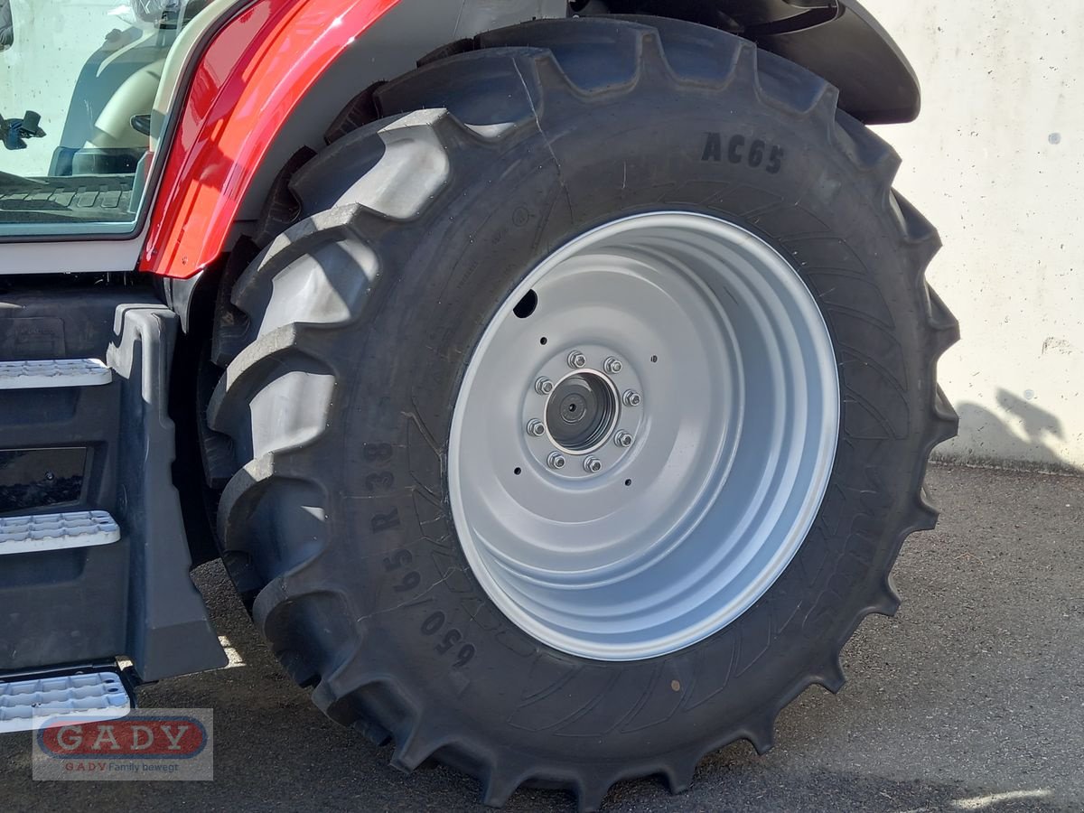 Traktor of the type Massey Ferguson MF 6S.180 Dyna-VT Exclusive, Vorführmaschine in Lebring (Picture 25)