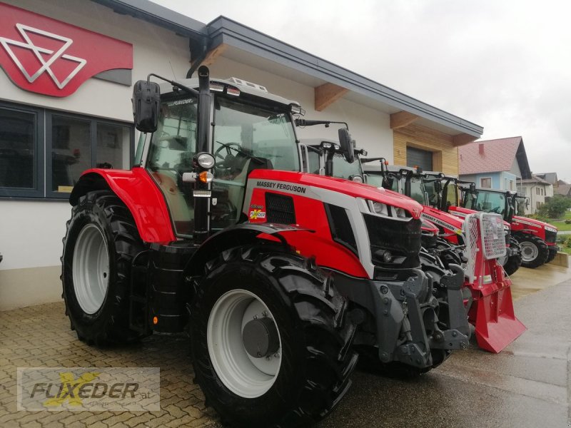 Traktor typu Massey Ferguson MF 6S.180 Dyna-VT Exclusive, Vorführmaschine w Pattigham (Zdjęcie 1)