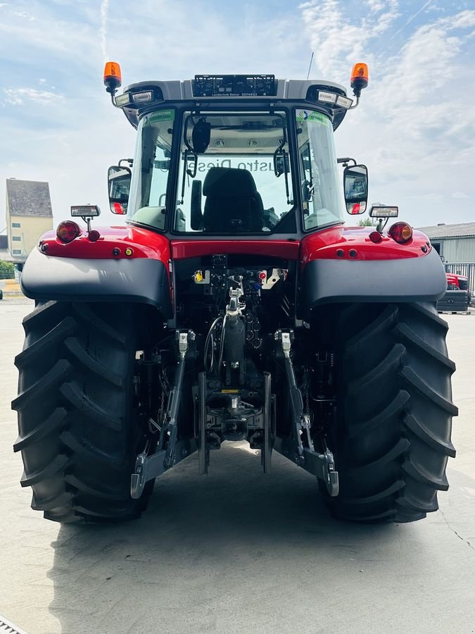 Traktor от тип Massey Ferguson MF 6S.180 Dyna-VT Exclusive, Vorführmaschine в Hohenruppersdorf (Снимка 7)