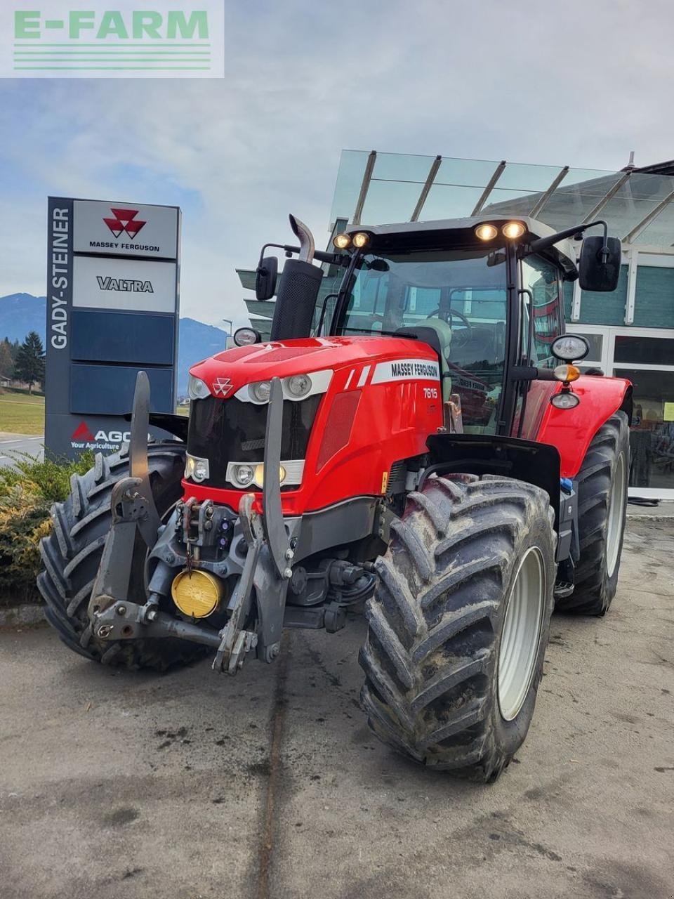 Traktor типа Massey Ferguson mf 7615 dyna-6 efficient Efficient, Gebrauchtmaschine в NIEDERWÖLZ (Фотография 1)