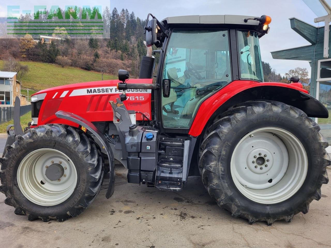 Traktor типа Massey Ferguson mf 7615 dyna-6 efficient Efficient, Gebrauchtmaschine в NIEDERWÖLZ (Фотография 5)