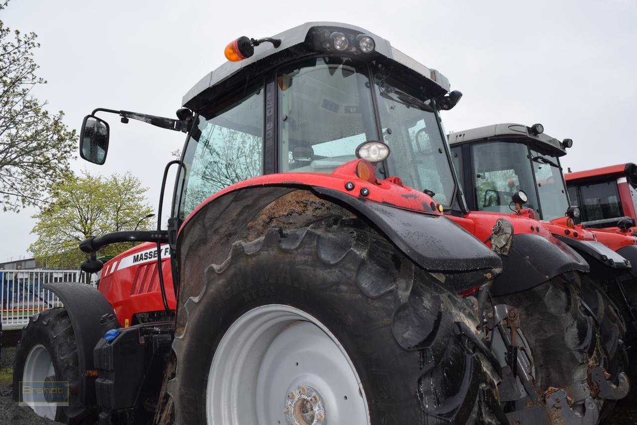 Traktor of the type Massey Ferguson MF 7715 Dyna-6, Gebrauchtmaschine in Oyten (Picture 3)