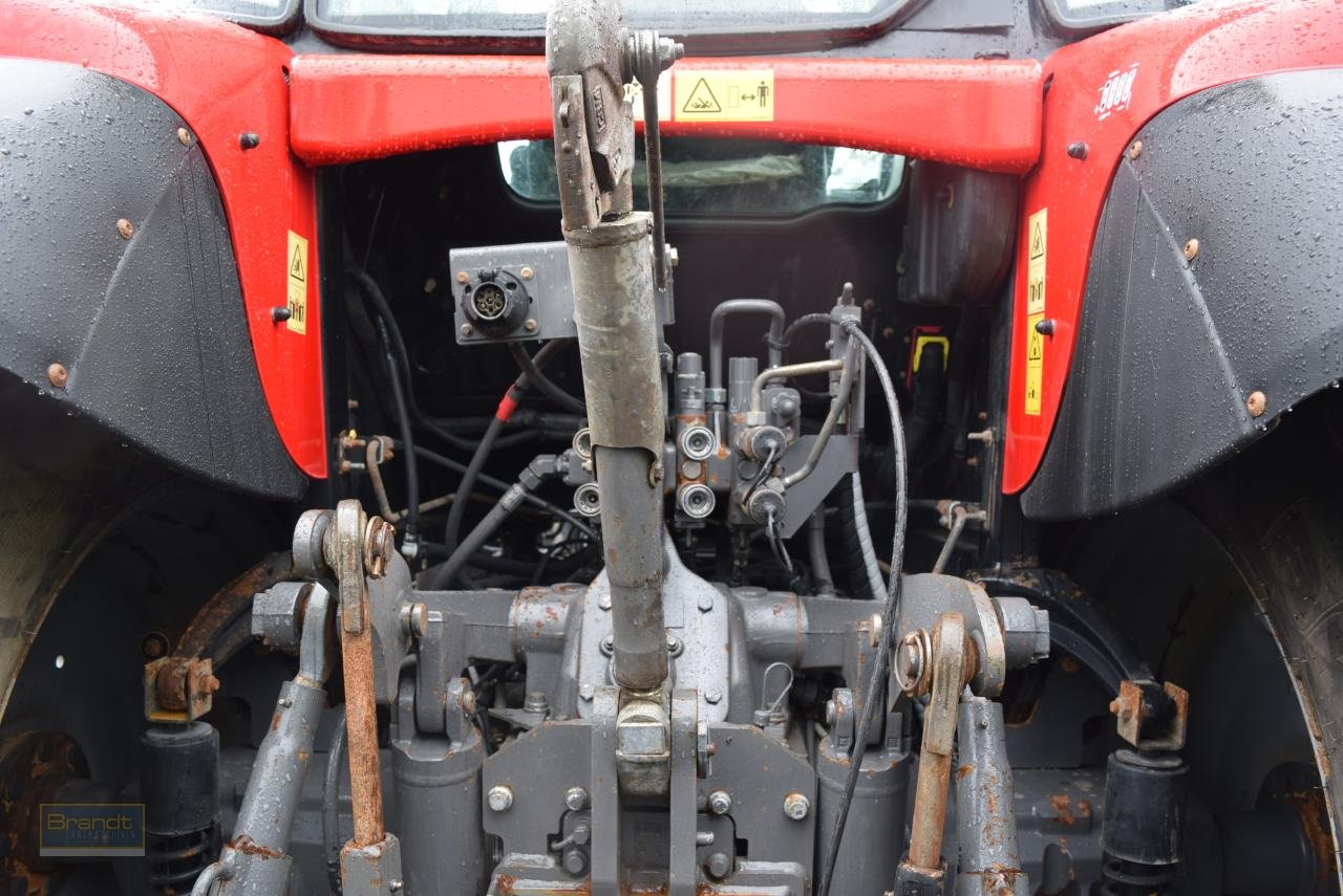 Traktor of the type Massey Ferguson MF 7715 Dyna-6, Gebrauchtmaschine in Oyten (Picture 4)