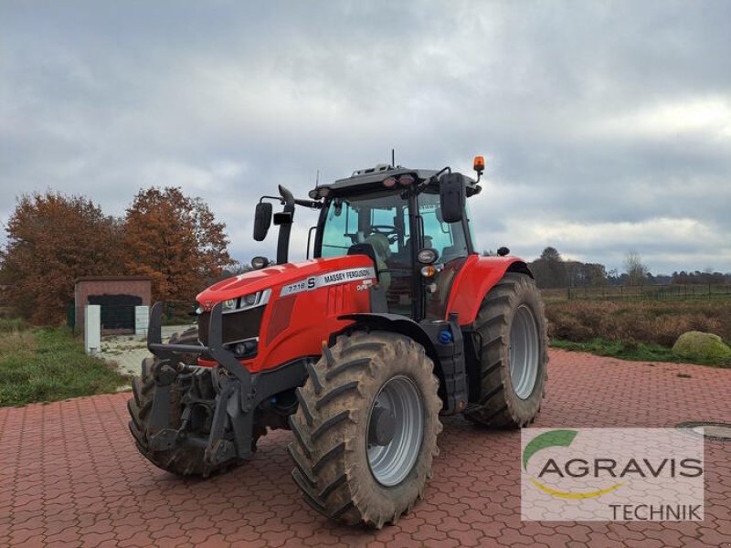 Traktor типа Massey Ferguson MF 7718 DYNA 6 EFFICIENT, Gebrauchtmaschine в Schneverdingen (Фотография 1)