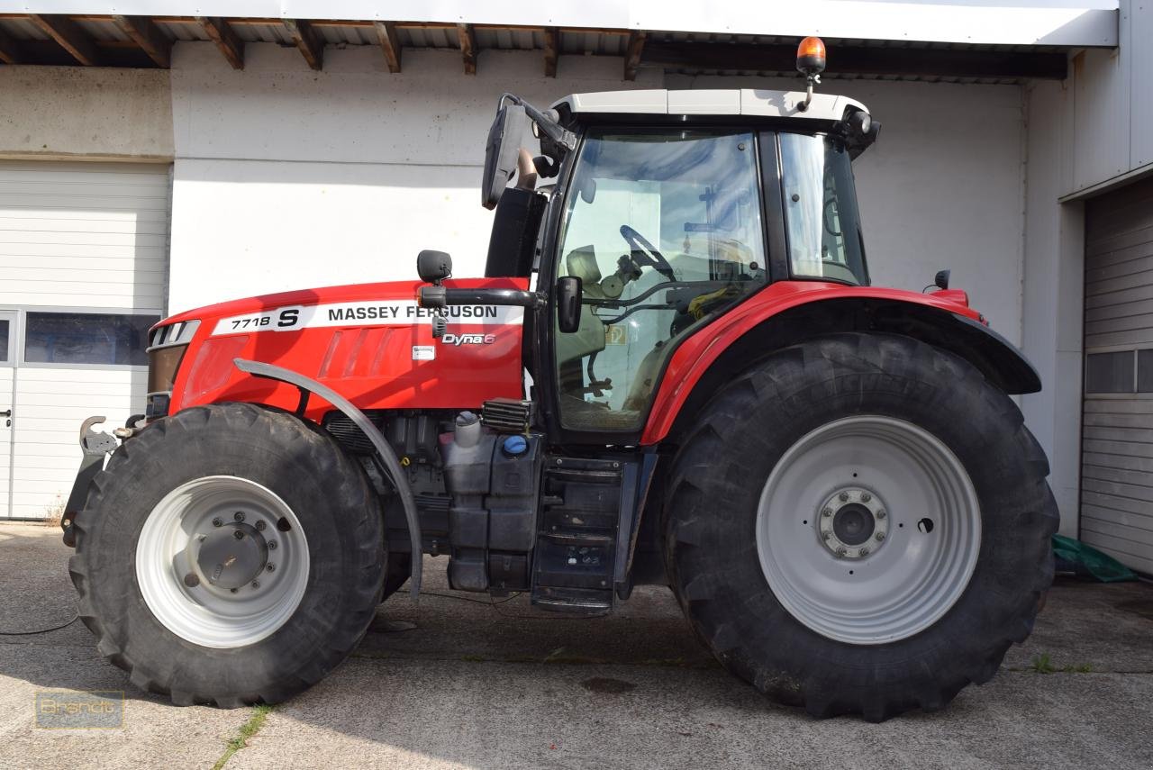 Traktor des Typs Massey Ferguson MF 7718 S, Gebrauchtmaschine in Oyten (Bild 2)