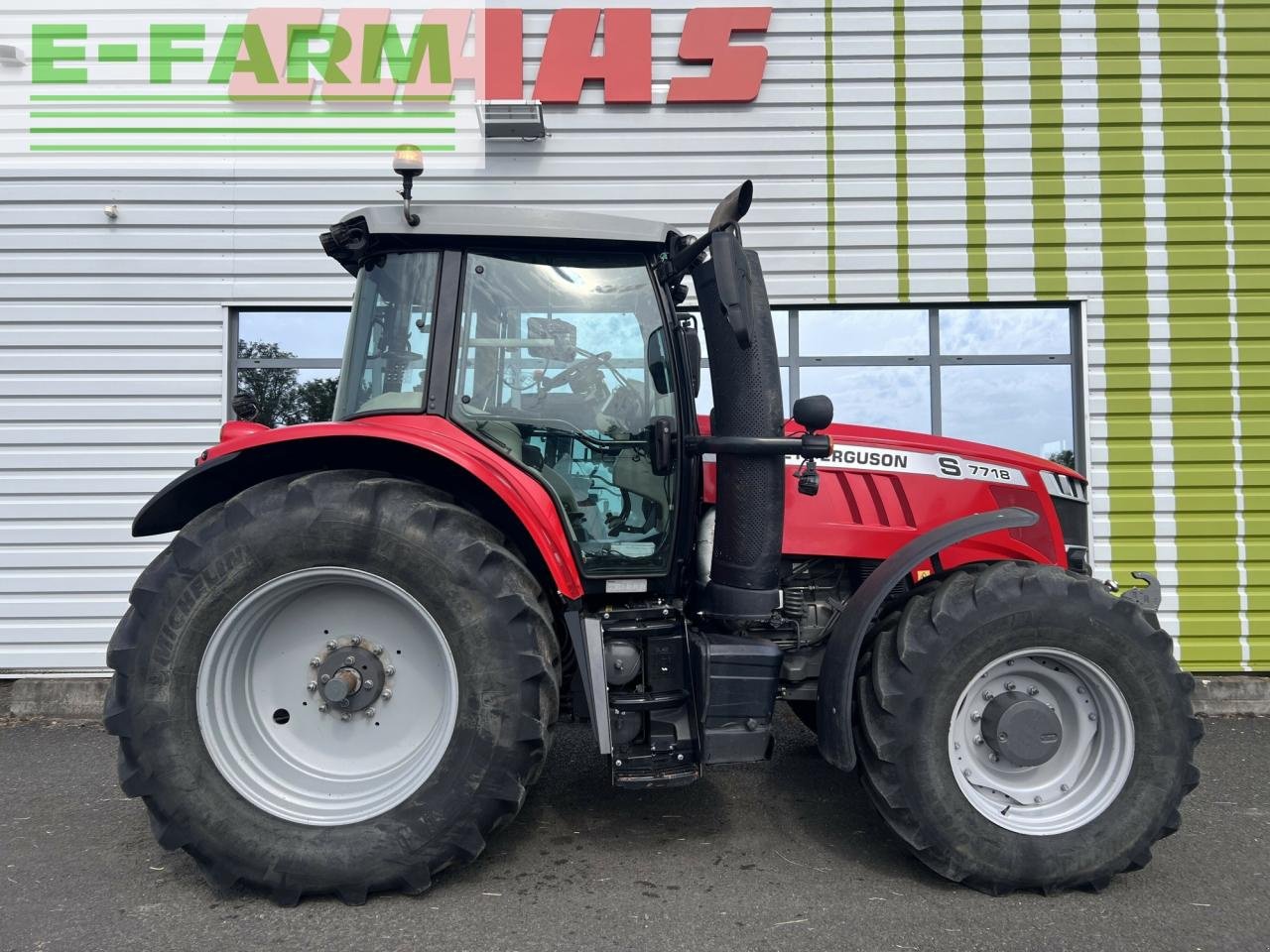 Traktor za tip Massey Ferguson mf 7718s efficent, Gebrauchtmaschine u SAULZET (Slika 2)