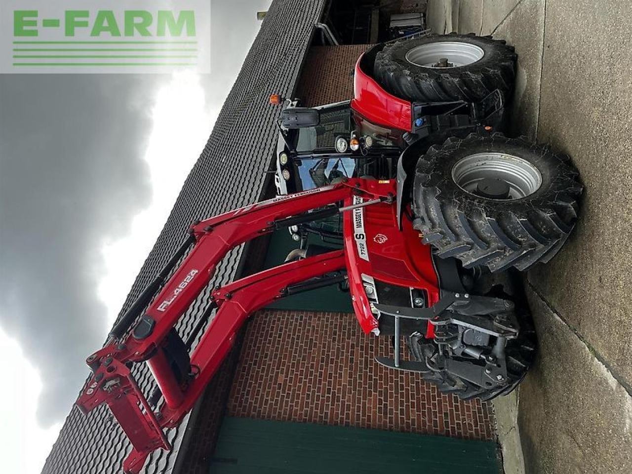 Traktor van het type Massey Ferguson mf 7722s dyna-vt, Gebrauchtmaschine in ROSENDAHL (Foto 2)