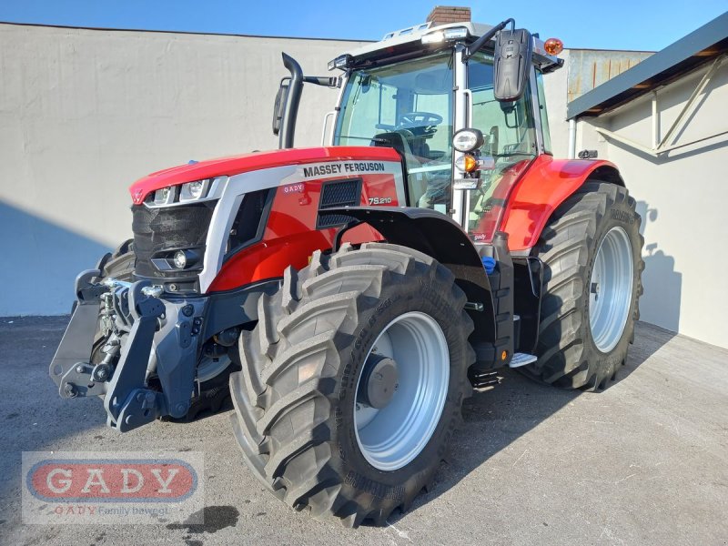 Traktor of the type Massey Ferguson MF 7S.210 Dyna-VT Exclusive, Neumaschine in Lebring (Picture 1)