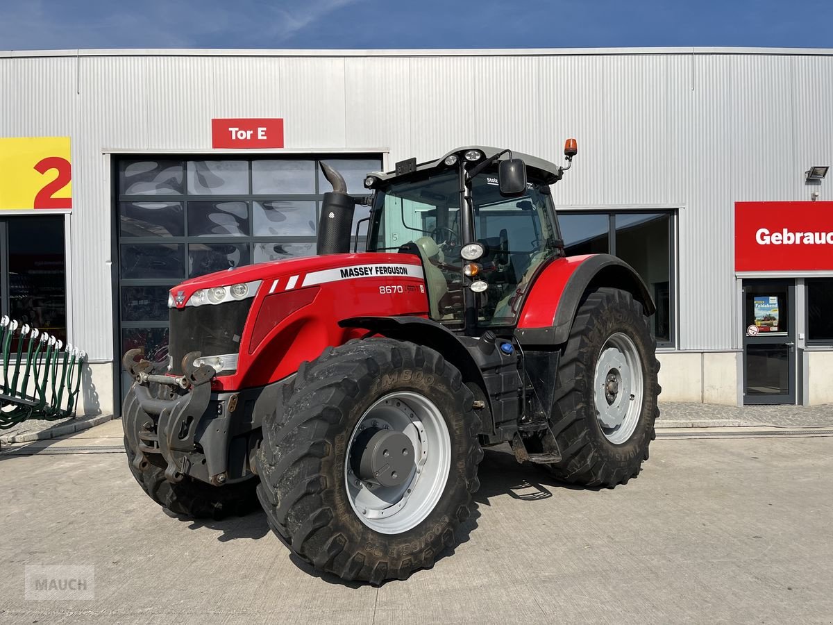 Traktor от тип Massey Ferguson MF 8670 Dyna-VT, Gebrauchtmaschine в Burgkirchen (Снимка 1)