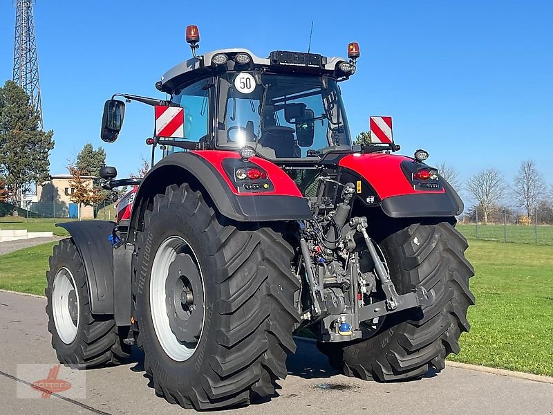 Traktor van het type Massey Ferguson MF 8737 S Dyna-VT EXCLUSIVE, Neumaschine in Oederan (Foto 11)