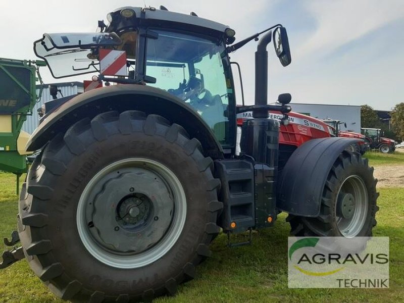 Traktor of the type Massey Ferguson MF 8740 S DYNA VT EXCLUSIVE, Gebrauchtmaschine in Walsrode (Picture 11)