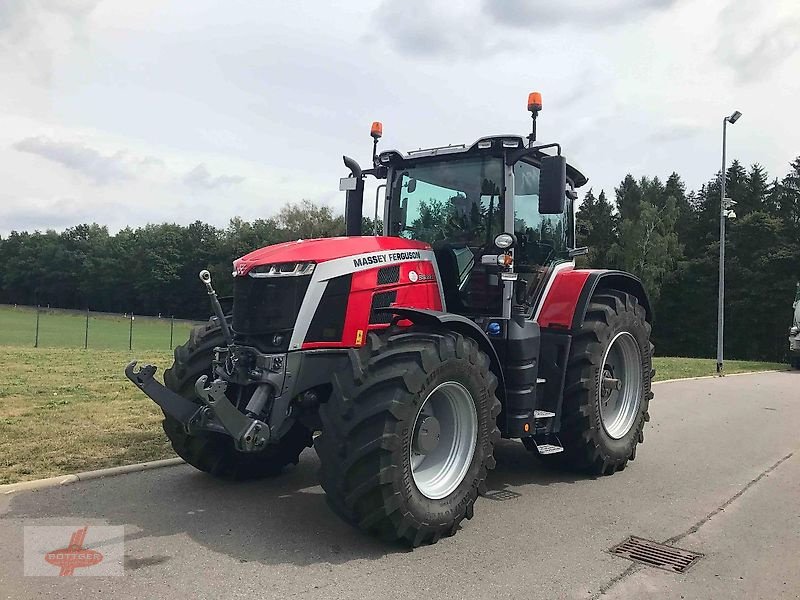 Traktor des Typs Massey Ferguson MF 8S.205 Dyna-7 EFFICIENT, Gebrauchtmaschine in Oederan (Bild 2)