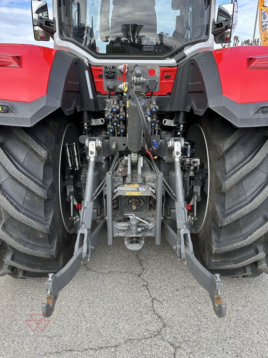 Traktor typu Massey Ferguson MF 8S.265 Dyna E-Power, Gebrauchtmaschine w Schwechat (Zdjęcie 7)