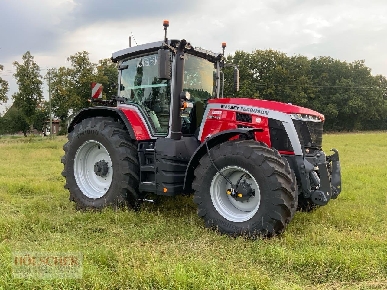 Traktor van het type Massey Ferguson MF 8S.265 DYNA-VT, Neumaschine in Warendorf (Foto 9)