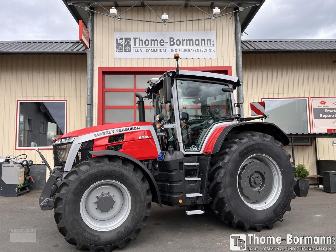 Traktor a típus Massey Ferguson MF 8S.305 Dyna-VT EXCLUSIVE, Mietmaschine ekkor: Prüm (Kép 1)