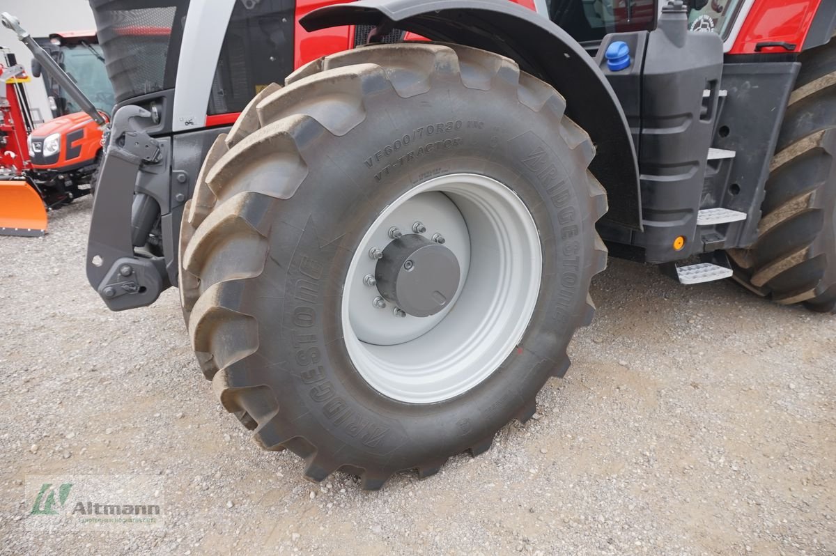 Traktor van het type Massey Ferguson MF 8S.305 Dyna-VT, Gebrauchtmaschine in Lanzenkirchen (Foto 4)