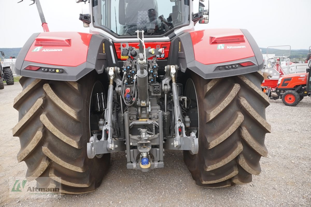 Traktor van het type Massey Ferguson MF 8S.305 Dyna-VT, Gebrauchtmaschine in Lanzenkirchen (Foto 9)