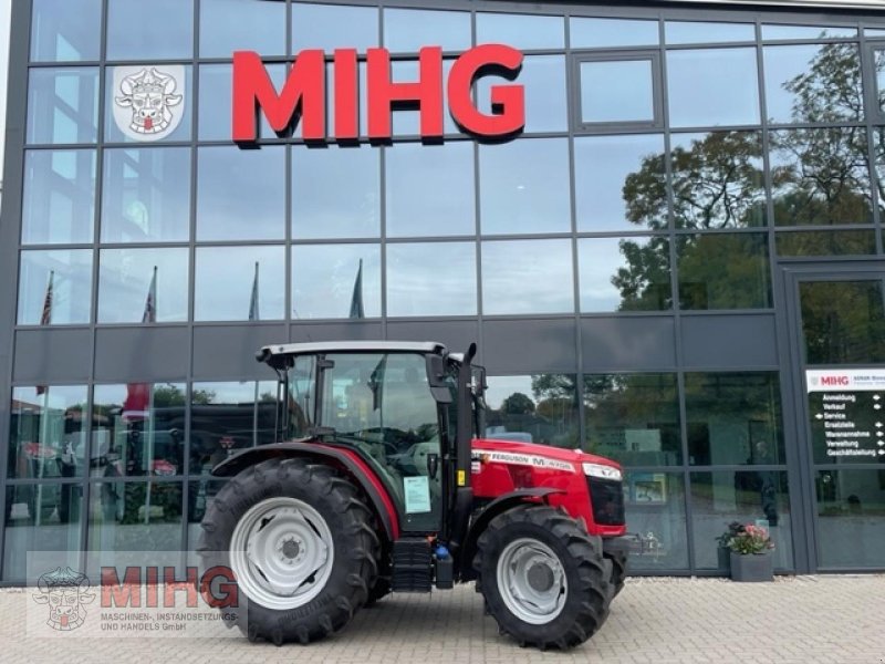 Traktor of the type Massey Ferguson MF4708ES-402, Gebrauchtmaschine in Dummerstorf OT Petschow (Picture 1)