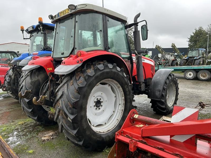 Traktor типа Massey Ferguson MF5465, Gebrauchtmaschine в BRIEC (Фотография 2)