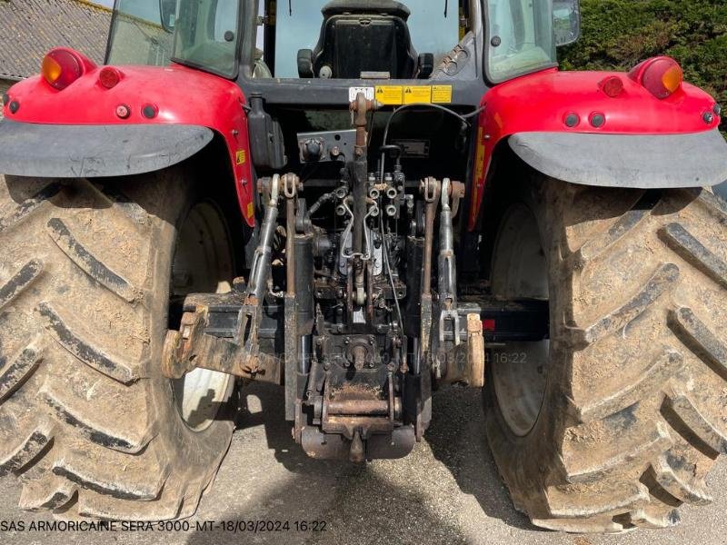 Traktor des Typs Massey Ferguson MF5465, Gebrauchtmaschine in BRIEC (Bild 3)