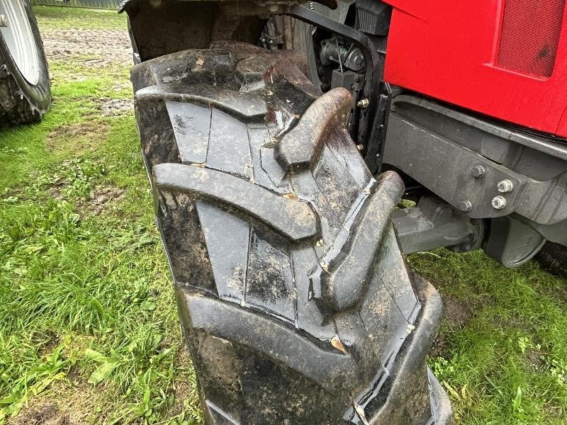 Traktor a típus Massey Ferguson MF5610, Gebrauchtmaschine ekkor: LANDIVISIAU (Kép 6)