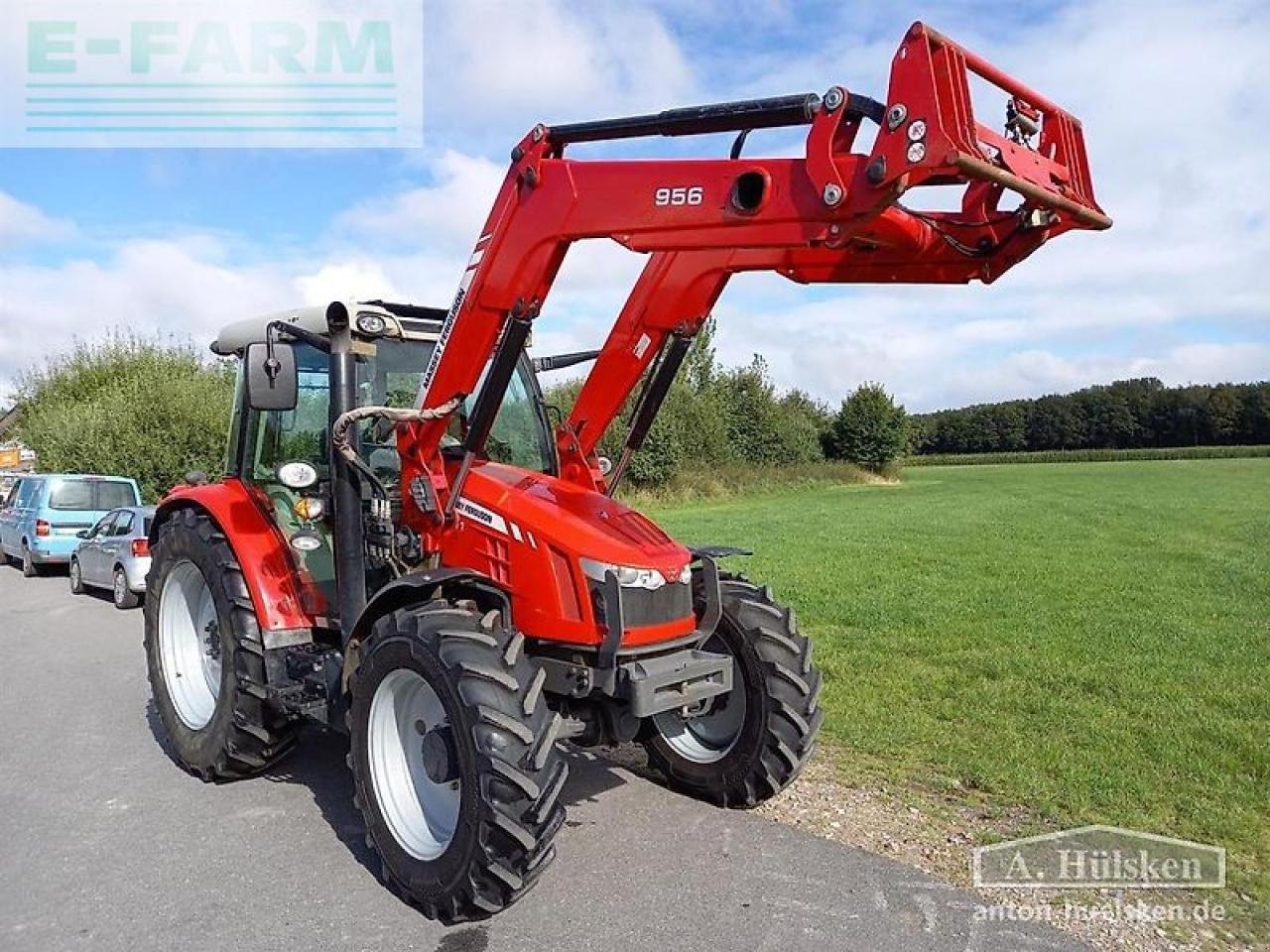 Traktor Türe ait Massey Ferguson mf5611dyna4, Gebrauchtmaschine içinde ROSENDAHL (resim 4)