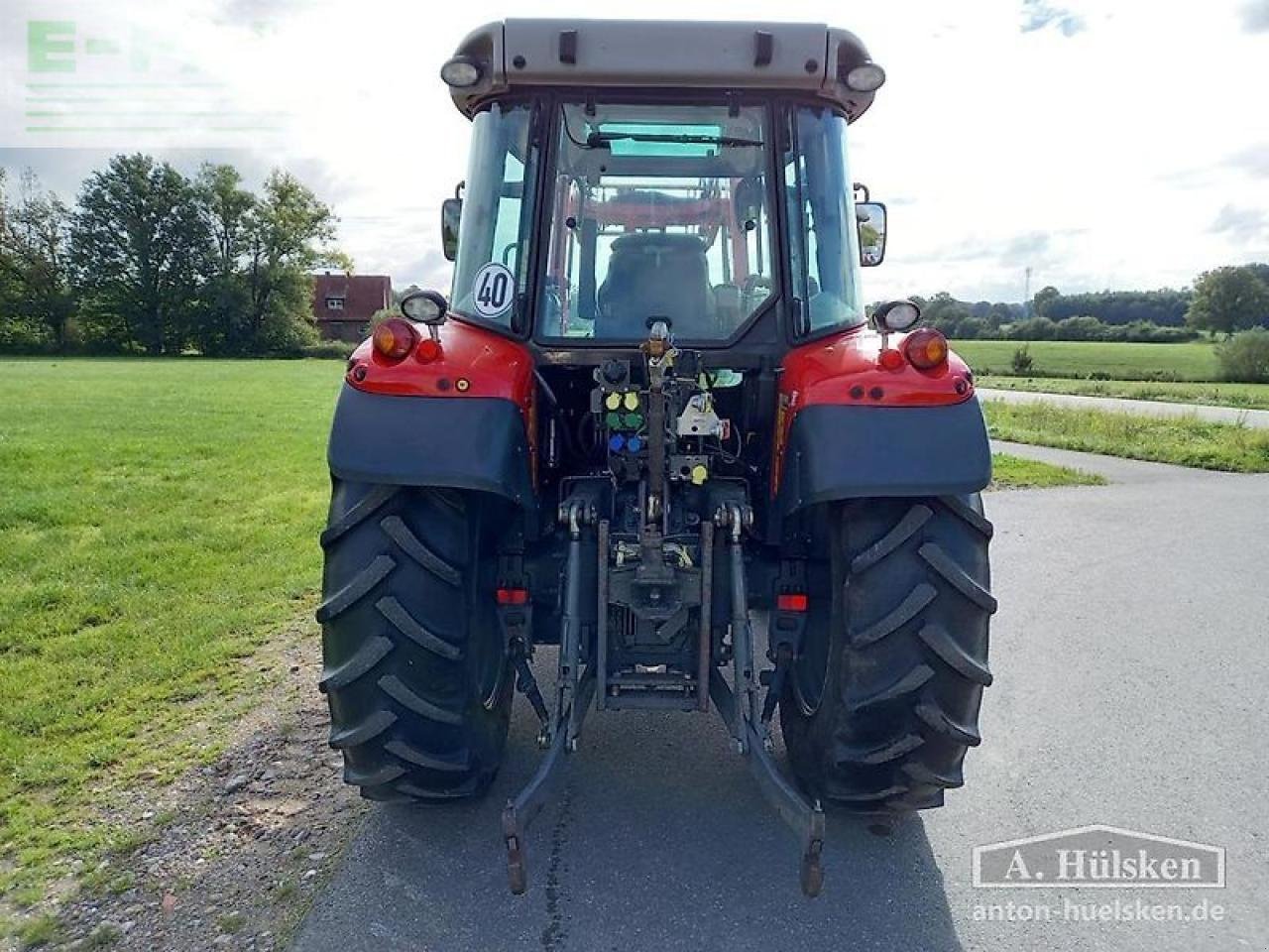 Traktor des Typs Massey Ferguson mf5611dyna4, Gebrauchtmaschine in ROSENDAHL (Bild 9)