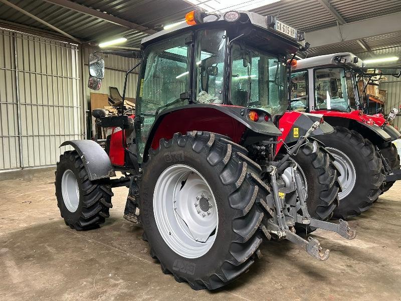 Traktor des Typs Massey Ferguson MF5710M Cab, Gebrauchtmaschine in BRIEC (Bild 3)