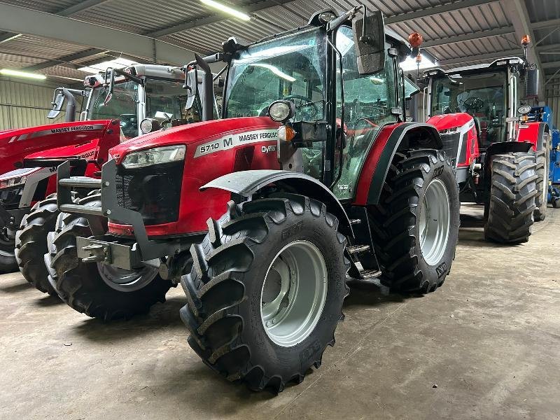 Traktor of the type Massey Ferguson MF5710M Cab, Gebrauchtmaschine in BRIEC (Picture 1)