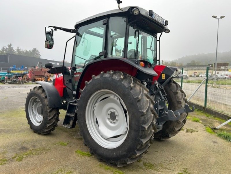 Traktor van het type Massey Ferguson MF5710M Cab, Gebrauchtmaschine in JOSSELIN (Foto 4)