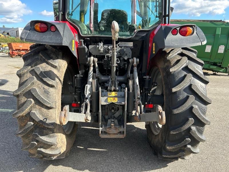 Traktor типа Massey Ferguson MF5711M Cab, Gebrauchtmaschine в JOSSELIN (Фотография 4)