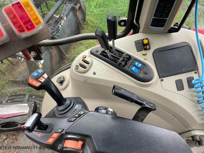 Traktor des Typs Massey Ferguson MF5711S, Gebrauchtmaschine in JOSSELIN (Bild 8)