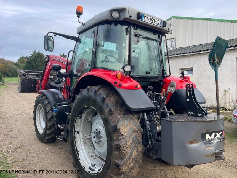 Traktor des Typs Massey Ferguson MF5712 SL, Gebrauchtmaschine in JOSSELIN (Bild 4)