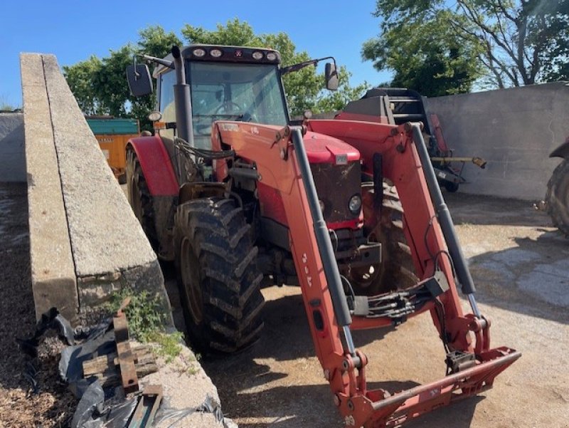 Traktor типа Massey Ferguson MF6465, Gebrauchtmaschine в BRIEC (Фотография 2)