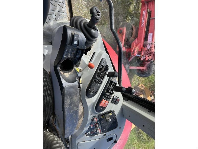 Traktor van het type Massey Ferguson MF6485, Gebrauchtmaschine in LANDIVISIAU (Foto 7)