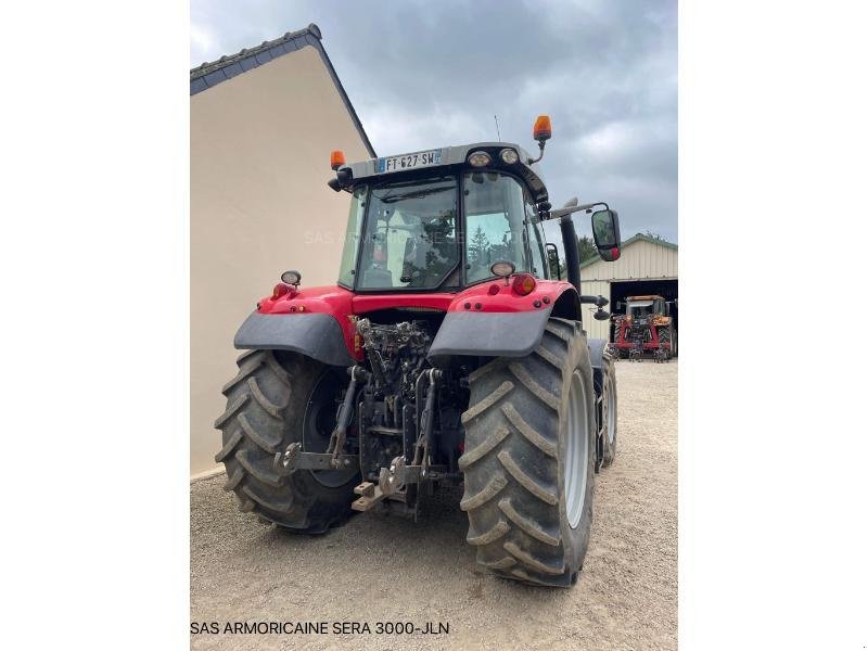 Traktor du type Massey Ferguson MF6713S NEW T5, Gebrauchtmaschine en LANDIVISIAU (Photo 3)