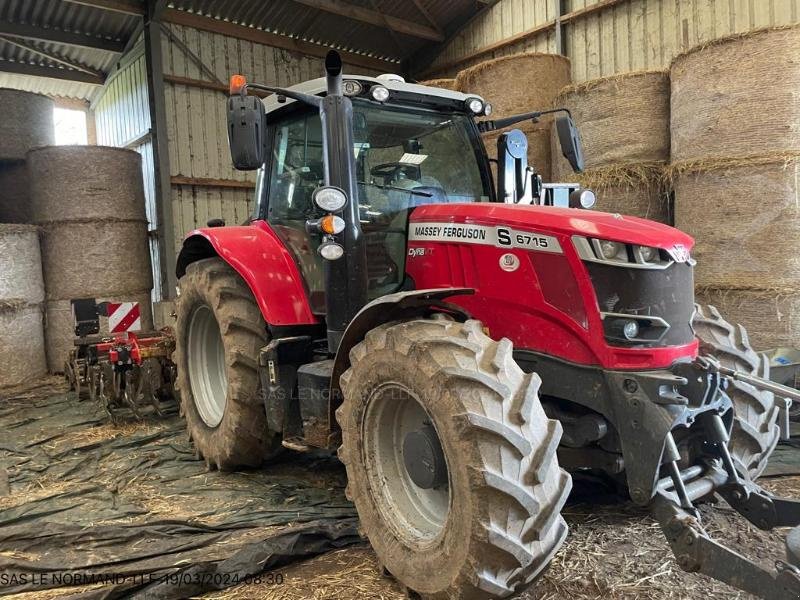 Traktor типа Massey Ferguson MF6715S NEW, Gebrauchtmaschine в JOSSELIN (Фотография 2)